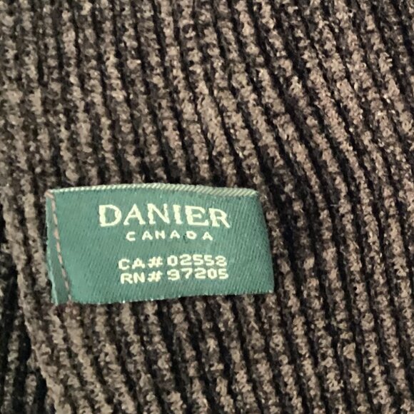 Danier Canada Women's Long Scarf Brown Corduroy Style Winter Unisex Earthy Color - Picture 7 of 9